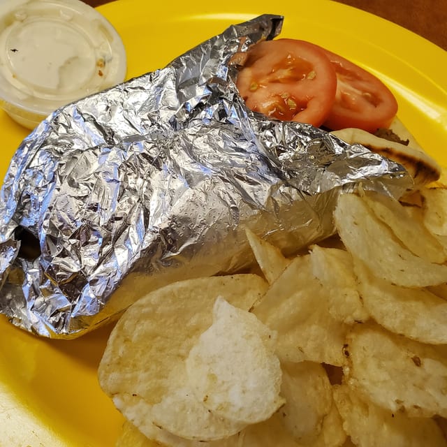 Gyro with Chips.